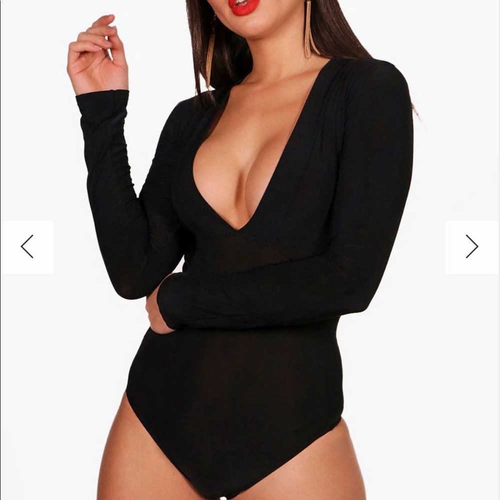 boohoo hazel plunge neck bodysuit gg8